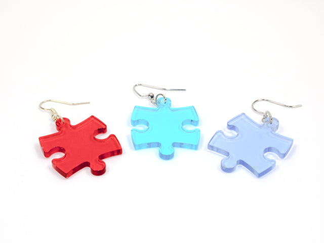Chessex Hook Earrings - Translucent Puzzle Piece Pair (CHX 54005) [Assorted Colors]
